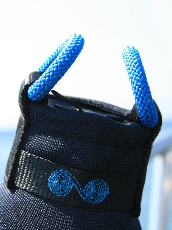 Broderie sur col pare battage Fendertex®